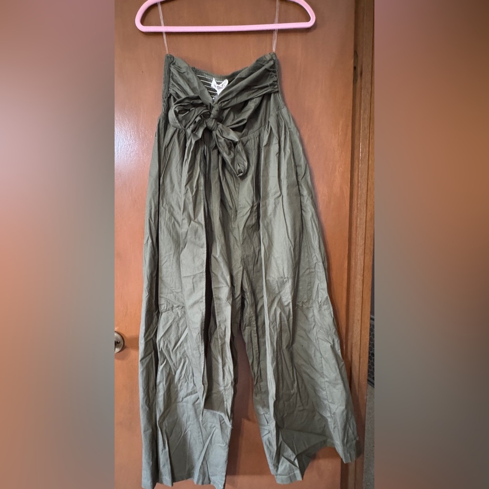 Olive Green Wide-Leg Pants with Bow